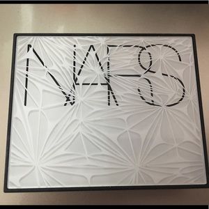NARS Makeup - Nars palette NARS Makeup - Nars palette
